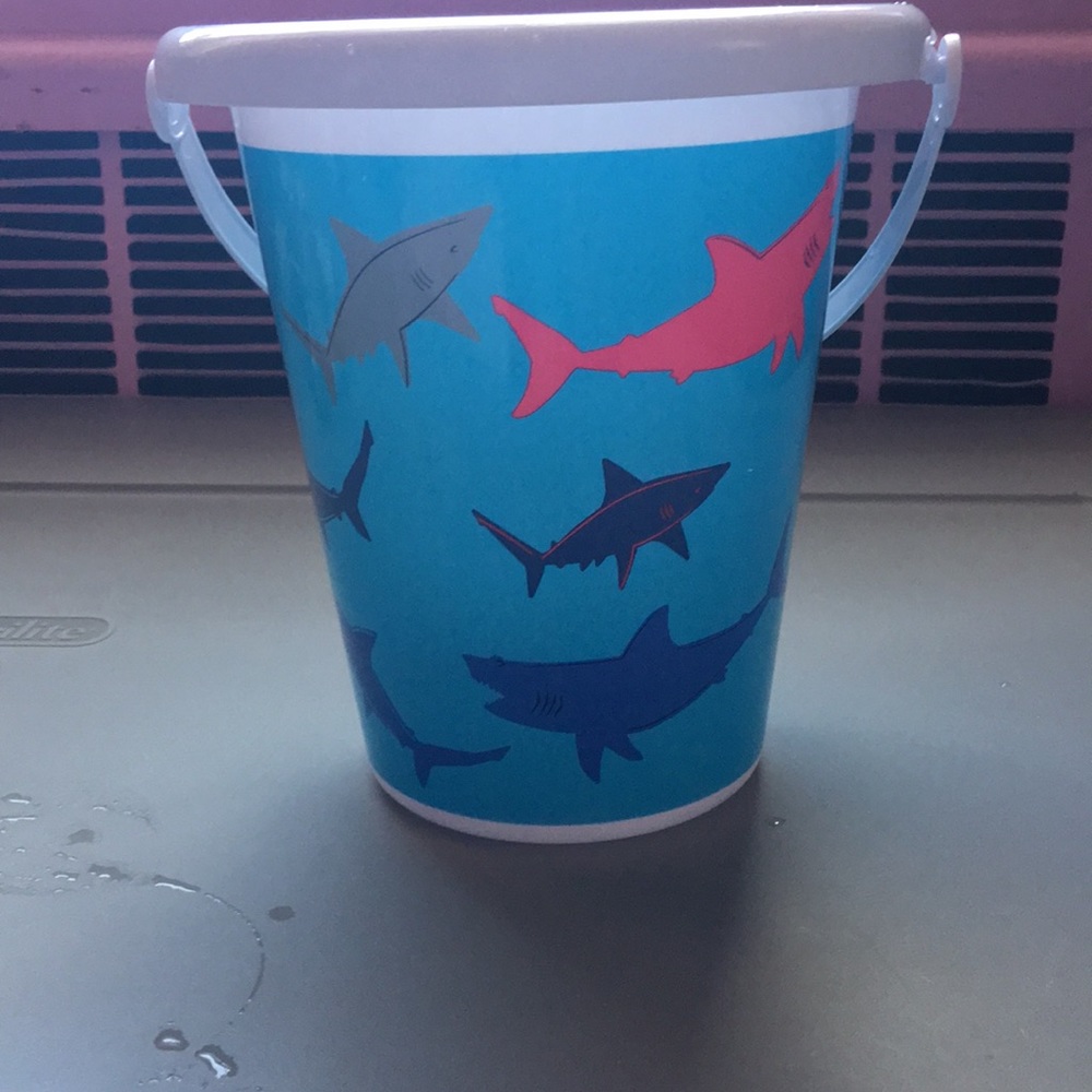 Shark Beach bucket
